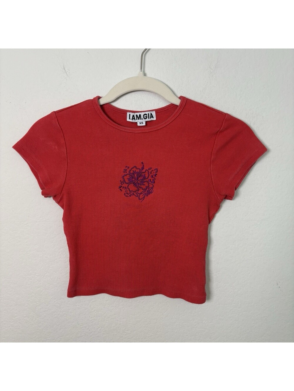 I.AM.GIA Women’s Red Ribbed Baby Tee Cropped Hawaiian Flower Logo Size XS